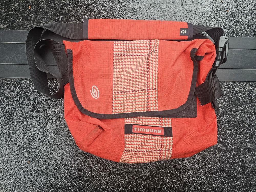 Timbuk2 Small Messenger Bag Commuter Tablet Bujo Red Patterned Tartan Like